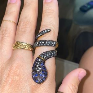 BCBG snake ring